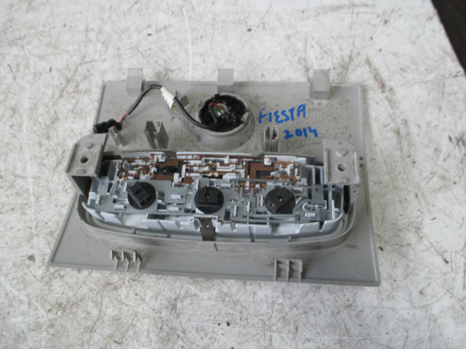 FORD FIESTA MK7 2014 FRONT INTERIOR ROOF LIGHT