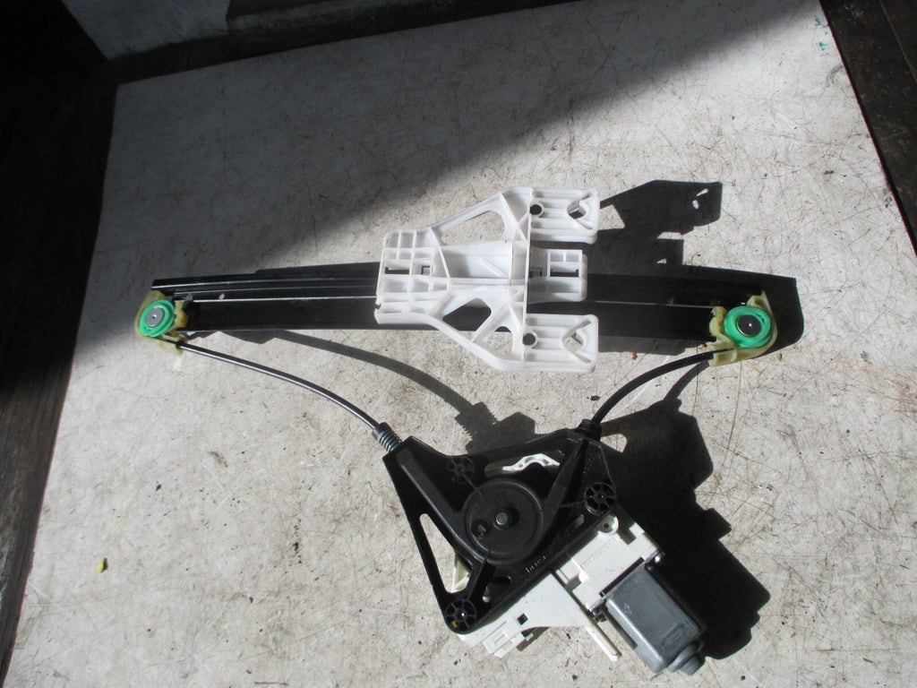 AUDI A1 8X 2015 OSR DRIVER SIDE REAR WINDOW MOTOR REGULATOR 8X4839462A