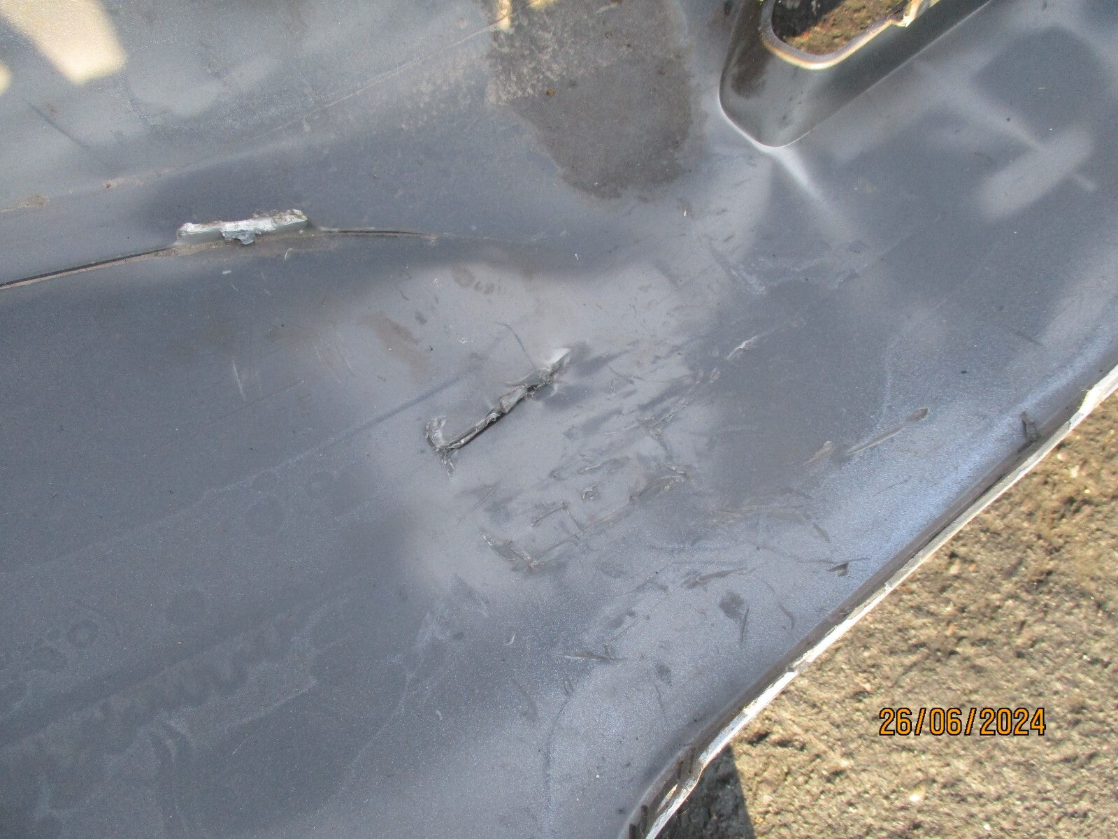 CITROEN C5 MK3 2022 FRONT UPPER BUMPER SILVER DAMAGED