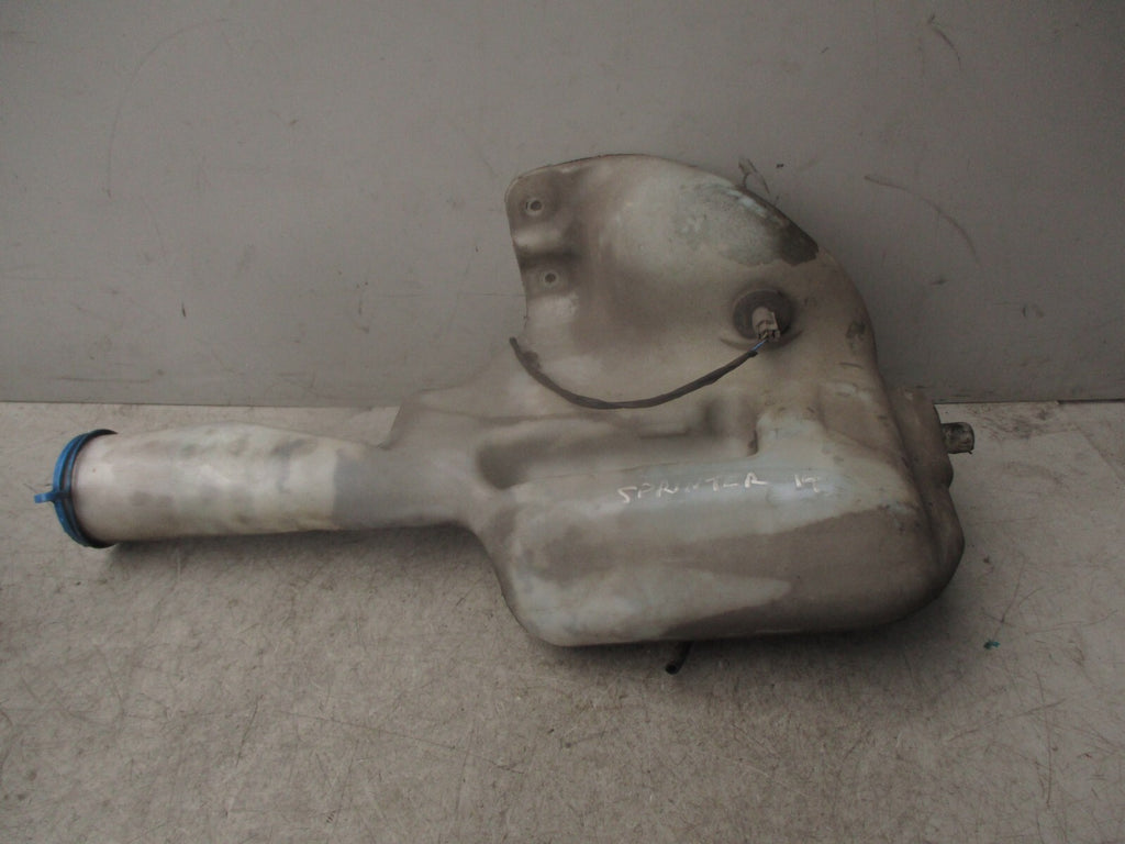 2014 MERCEDES SPRINTER W906 WINDSCREEN WASHER BOTTLE TANK & PUMP A9068690220