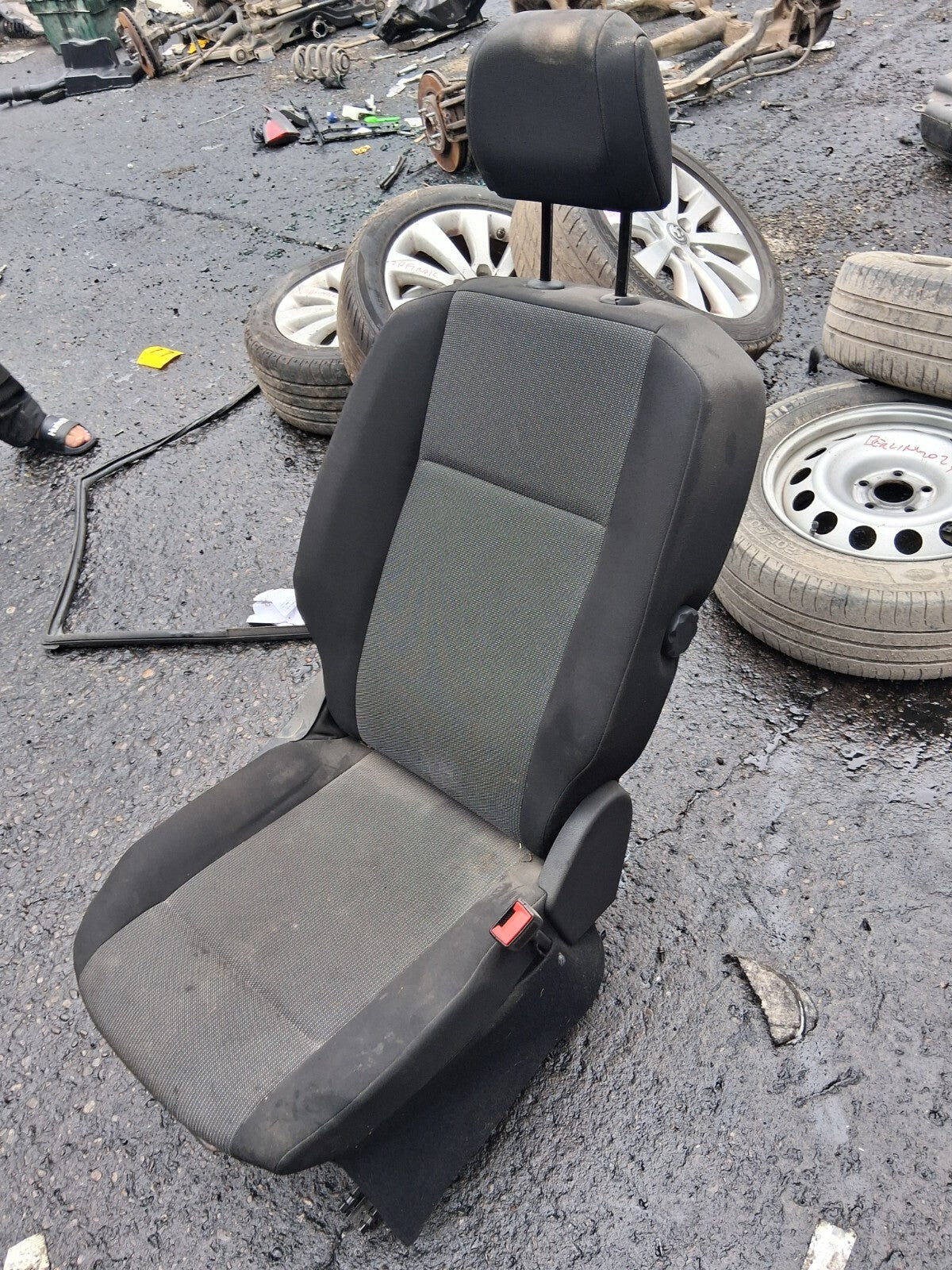 CITROEN BERLINGO PARTNER MK3 K9 2023 OSF DRIVER SIDE FRONT FABRIC SEAT CLOTH