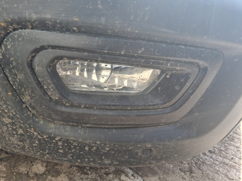 2021 FORD TRANSIT MK8 OSF DRIVER SIDE FRONT FOG LIGHT AND SURROUND GRILL TRIM