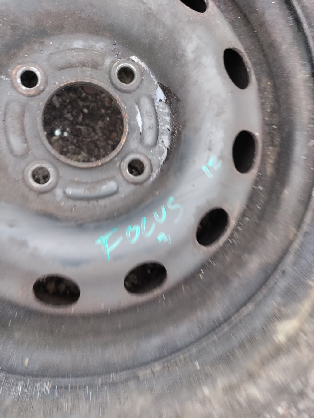 2002 FORD FOCUS MK1 14 INCH STEEL WHEEL WITH TYRE 185/65R14 REF 3
