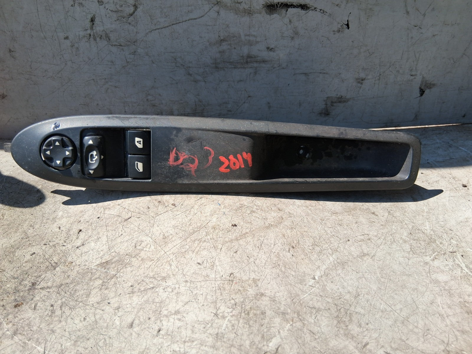 2011 CITROEN DS3 OSF DRIVER SIDE FRONT RIGHT WINDOW CONTROL SWITCH 96652235XT