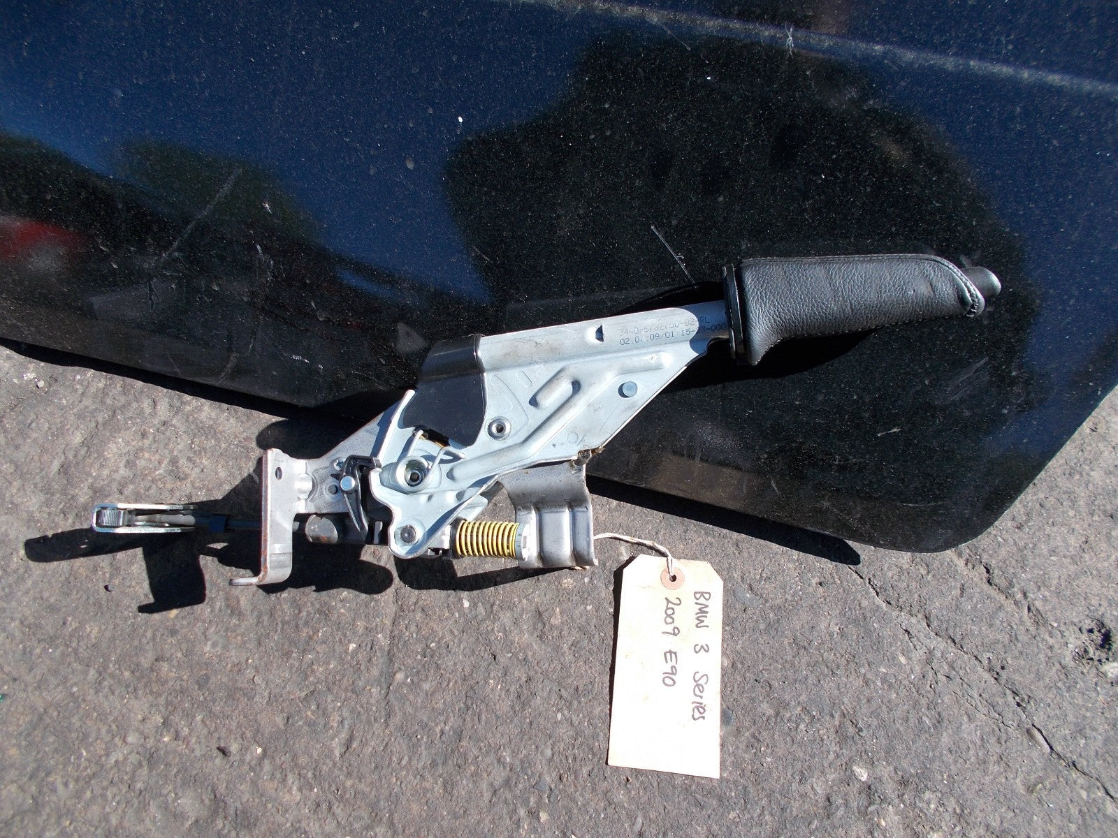 BMW 3 SERIES E90 E91 E92 E93  HAND BRAKE LEVER 6782750