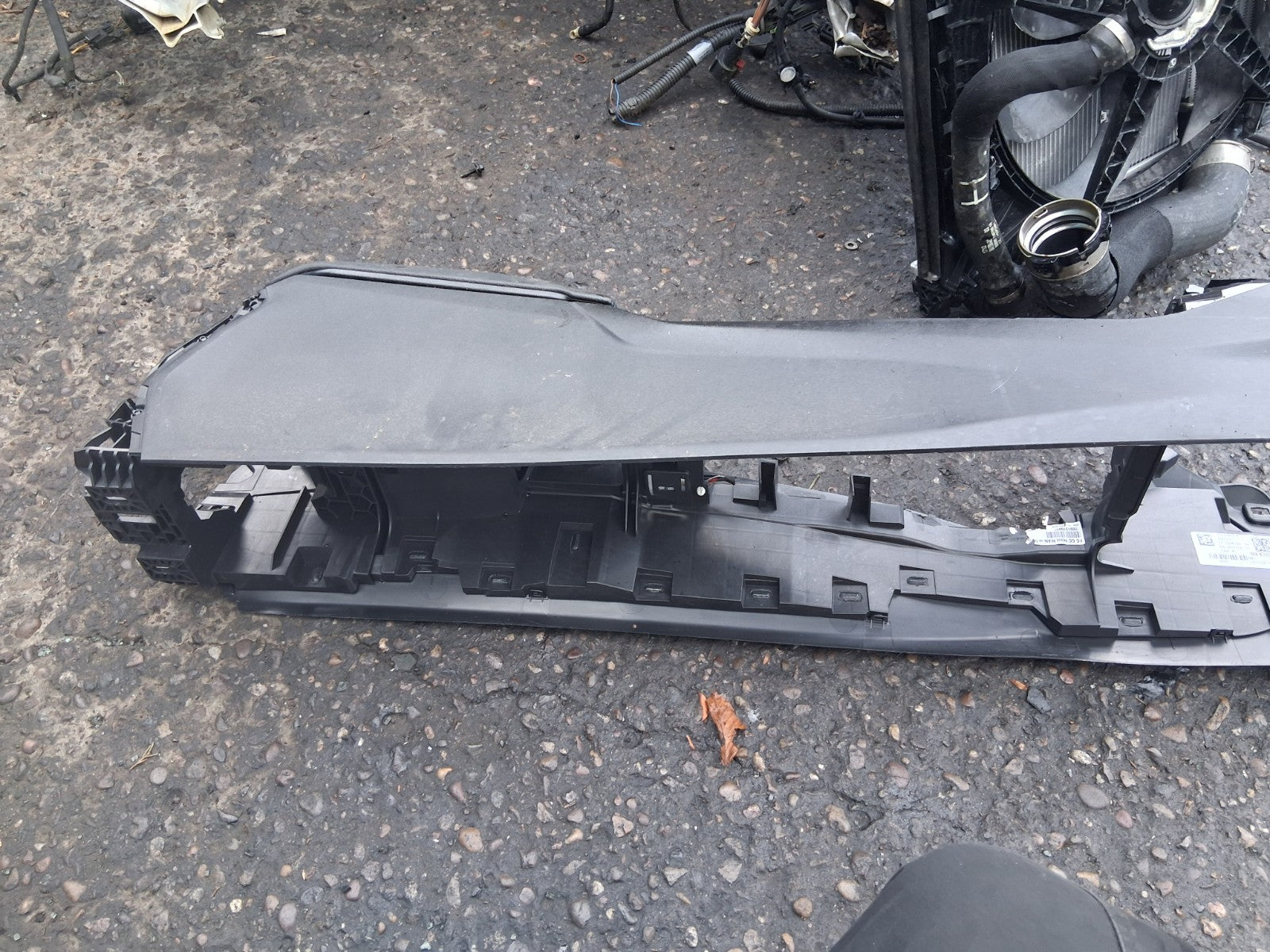 2022 BMW 2 SERIES F44 CENTRE CONSOLE WITH LEATHER ARMREST 5A369D0