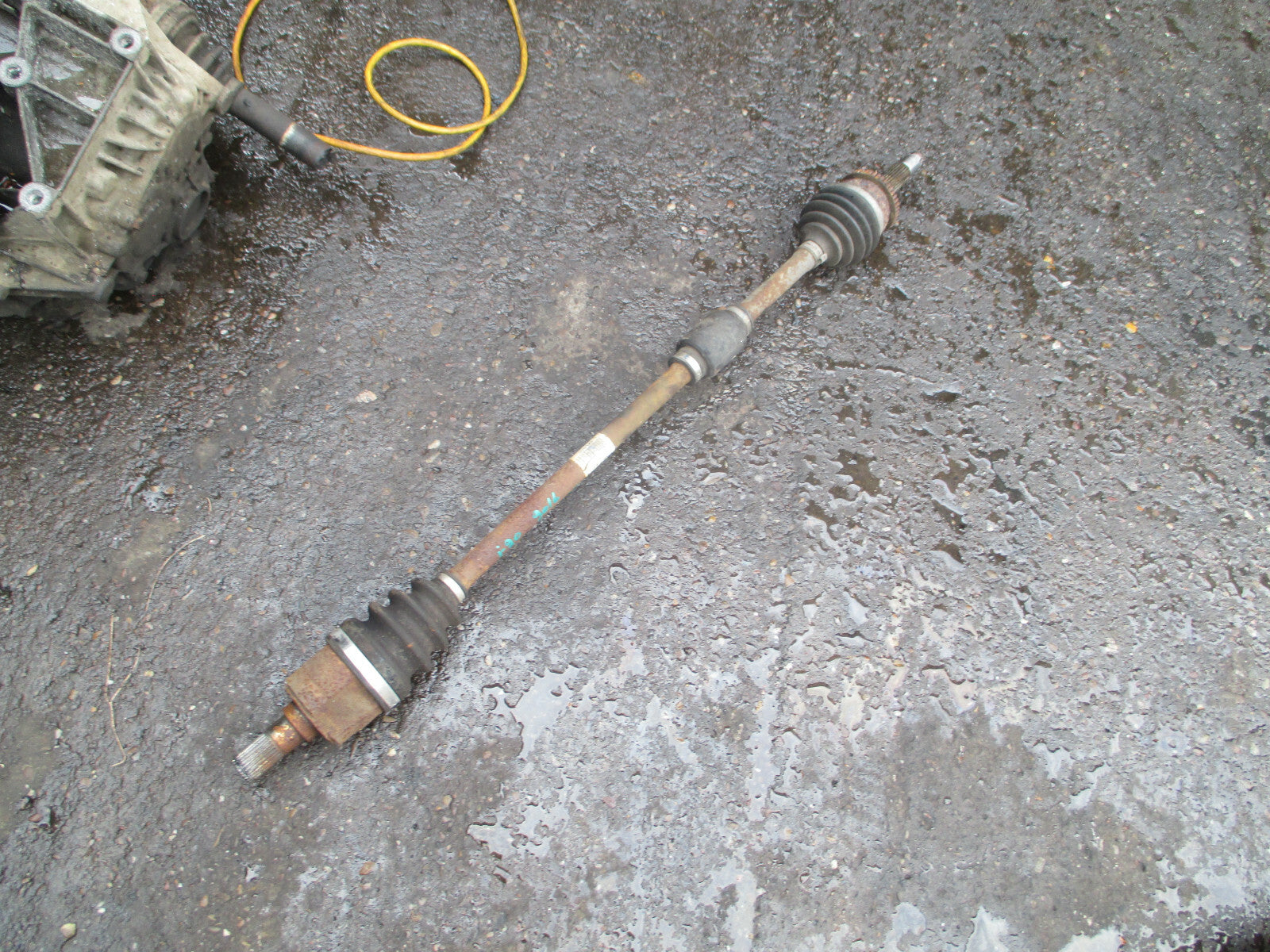 HYUNDAI I20 MK1 OSF DRIVER SIDE FRONT DRIVESHAFT