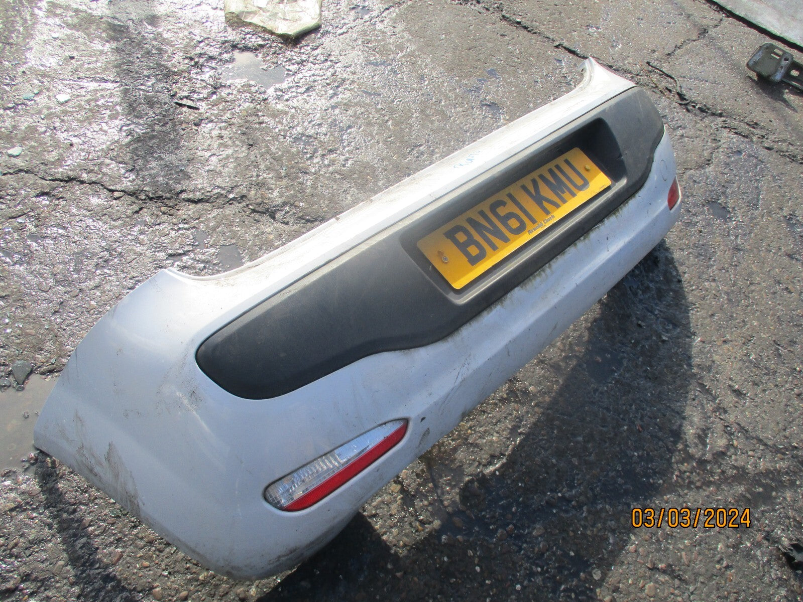 FIAT GRANDE PUNTO EVO 2011 3 DOOR REAR COMPLETE BUMPER BIANCO RADIOSO MET