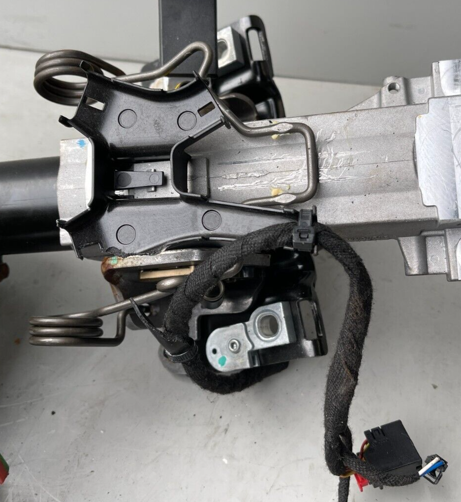 AUDI A1 ELECTRIC POWER STEERING COLUMN 6R2909144AB 6R2909144E