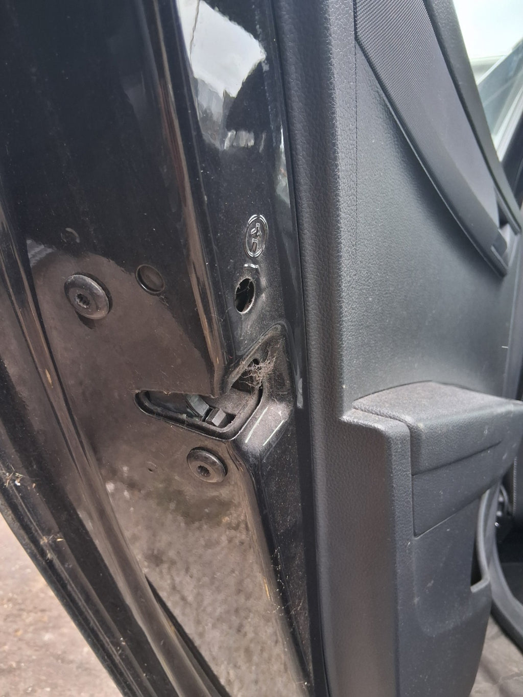 2020 SKODA FABIA MK3 NJ NSR PASSENGER SIDE REAR LEFT DOOR LOCK MECHANISM