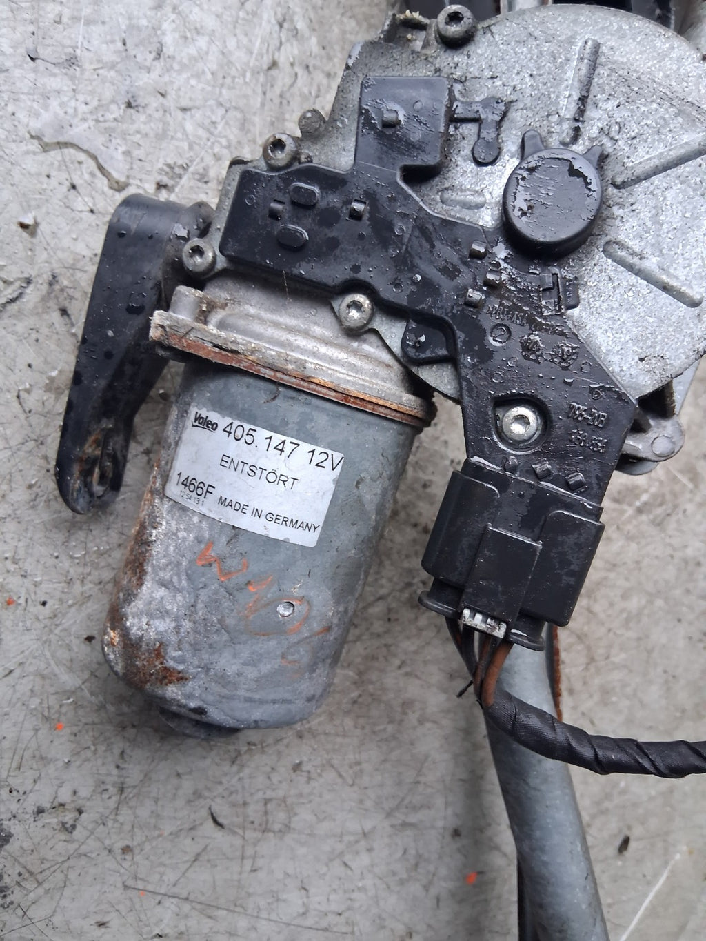 2016 MERCEDES SPRINTER W906 FRONT WINDSCREEN WIPER MOTOR LINKAGE 40514712V