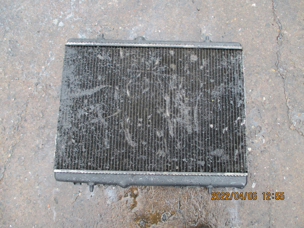 PEUGEOT 308 MK1 2010 1.4 16V ENGINE COOLING WATER RAD RADIATOR 9657576580 RP 57