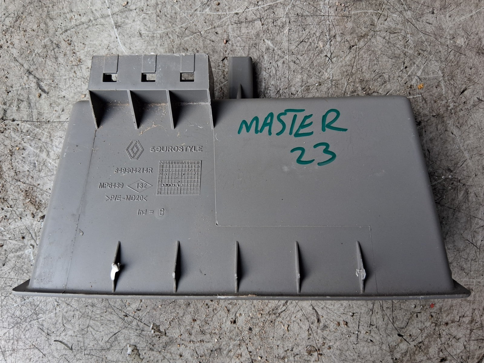 2023 RENAULT MASTER MK3 INTERIOR ROOF PANEL STORAGE TRIM 849604214R