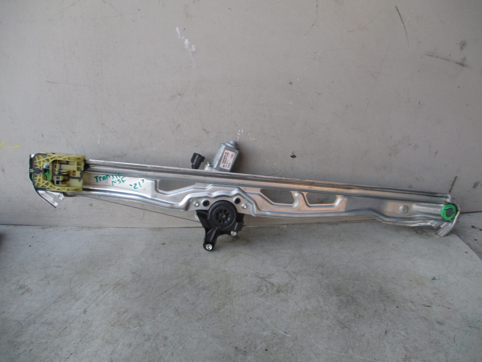 2021 FORD TRANSIT MK8 NSF PASSENGER FRONT WINDOW MOTOR REGULATOR BK31V23201BE