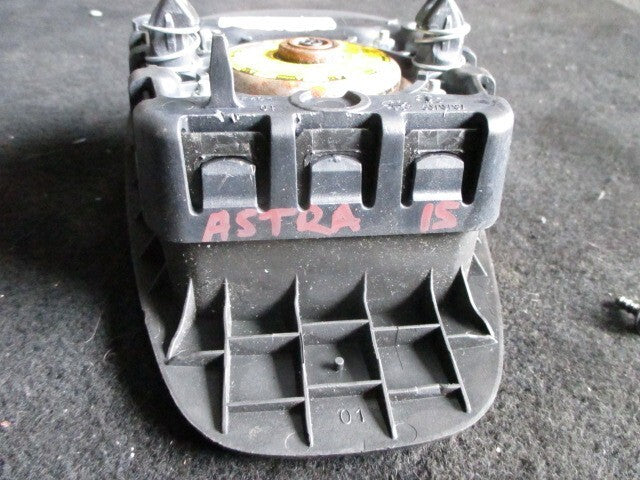 2015 VAUXHALL ASTRA J STEERING WHEEL AIRBAG SAFETY BAG BLACK 306413099P10