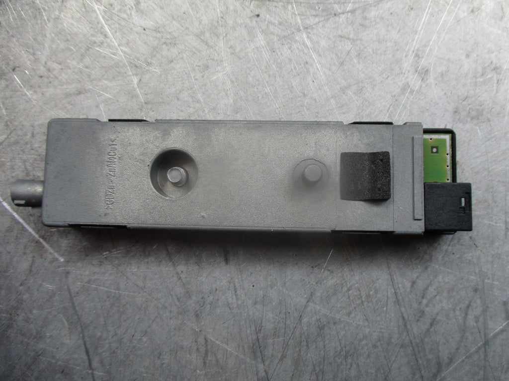 MERCEDES E CLASS W212 ANTENNA TV AERIAL AMPLIFIER MODULE A2129052905