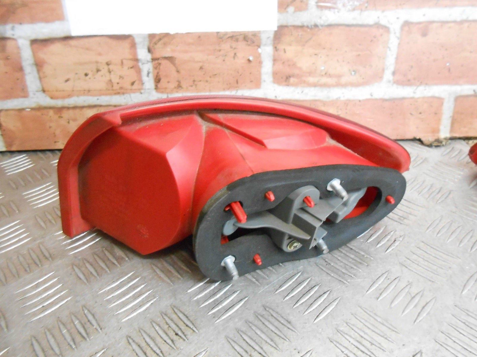 ALFA ROMEO 147 2003 NS PASSENGER REAR OUTER & INNER TAIL LIGHT 46556346 46556349