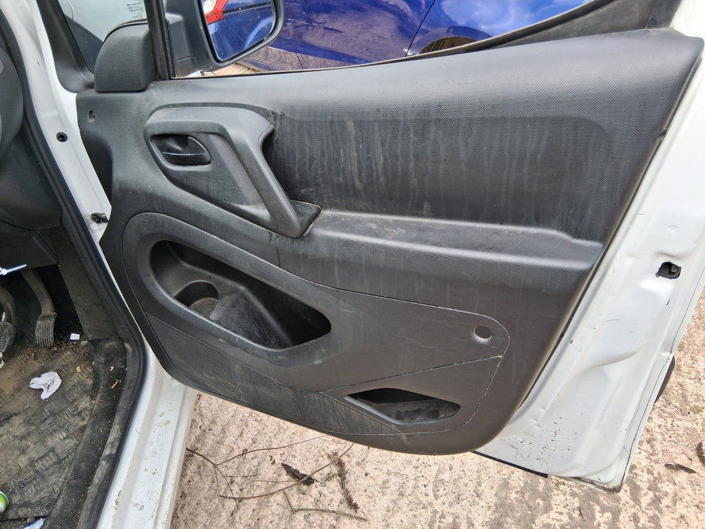2017 PEUGEOT PARTNER MK2 OSF DRIVER SIDE FRONT RIGHT DOOR CARD PANEL