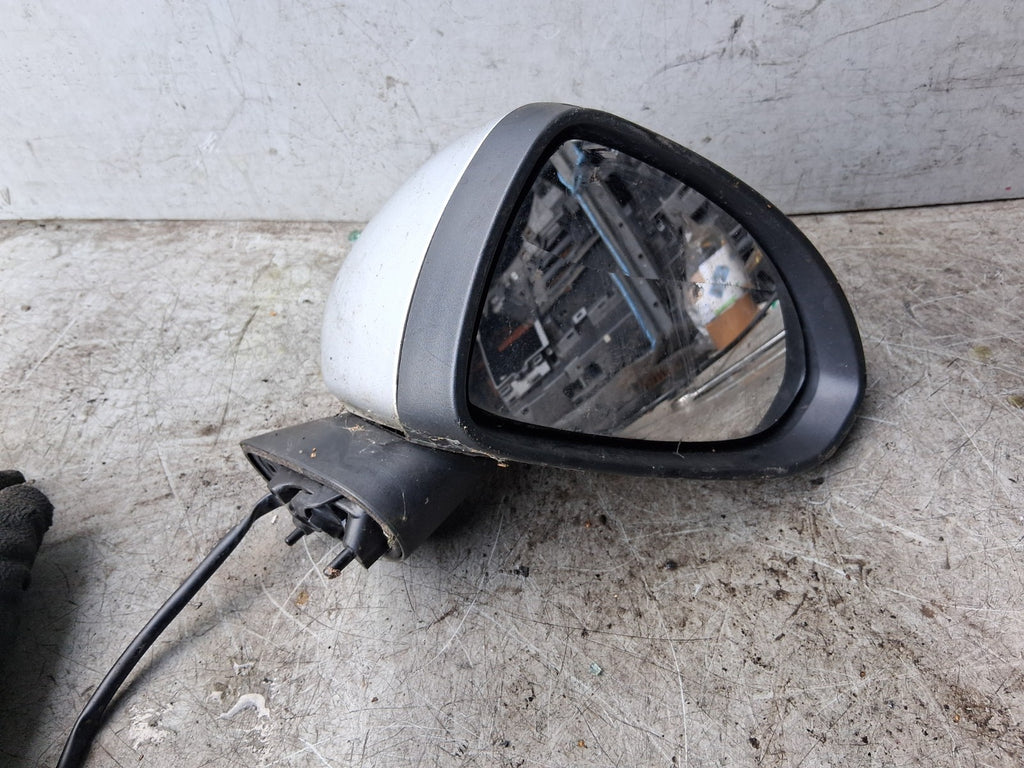 2008 VAUXHALL CORSA D OSF DRVER SIDE FRONT RIGHT WING MIRROR SILVER
