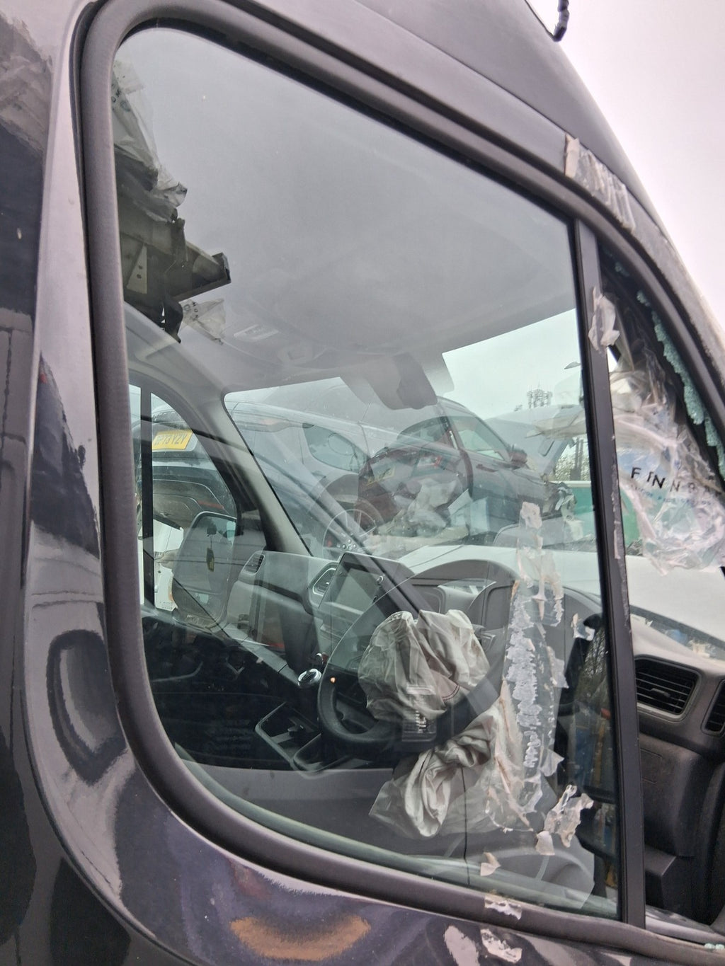 2021 NISSAN NV400 MK1 OSF DRIVER SIDE FRONT RIGHT WINDOW GLASS