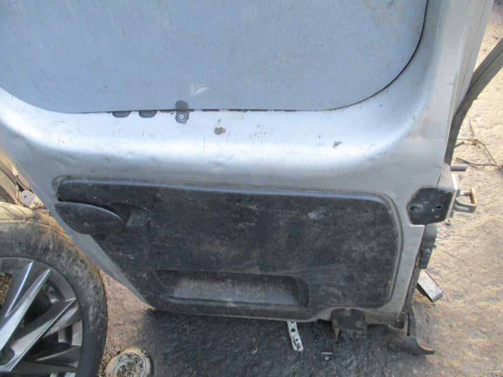 2015 RENAULT TRAFIC X82 HIGH ROOF OSR DRIVER SIDE REAR COMPLETE DOOR SILVER