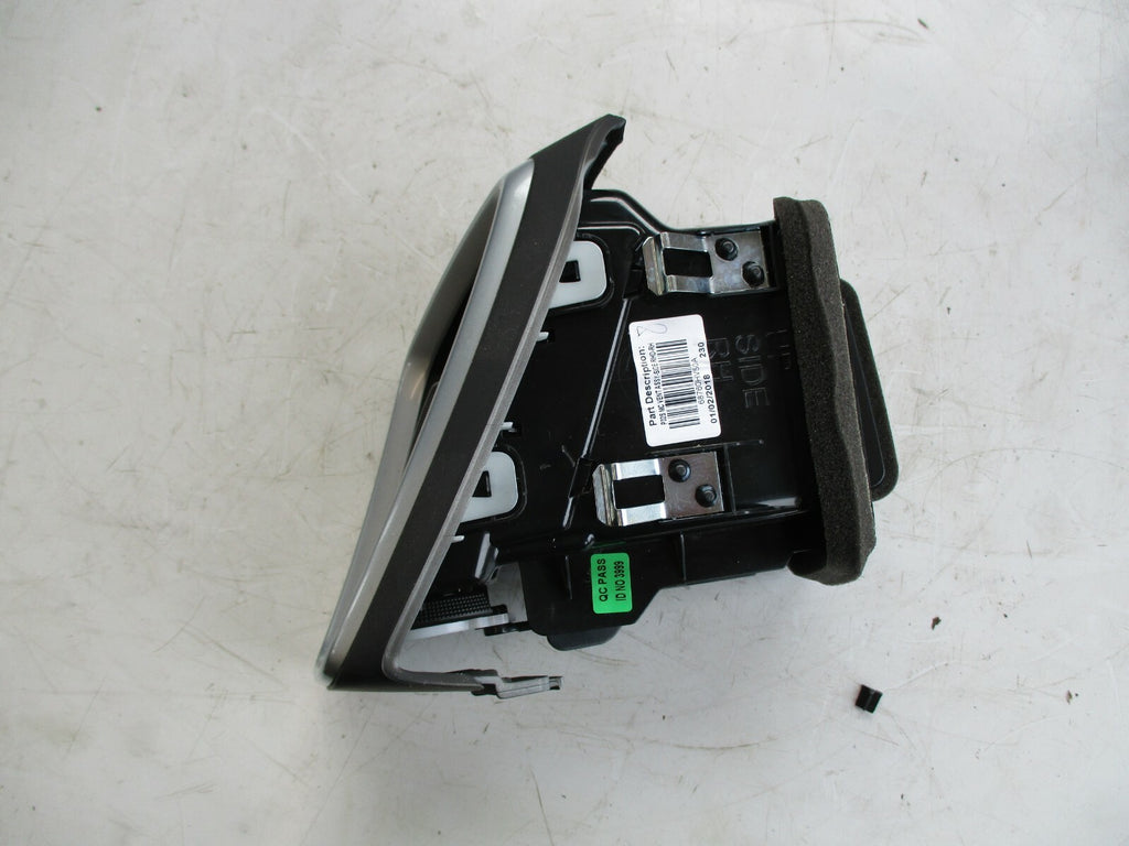 NISSAN QASHQAI J11 MK2 OSF DRIVER SIDE FRONT AIR VENT 68760HV50A