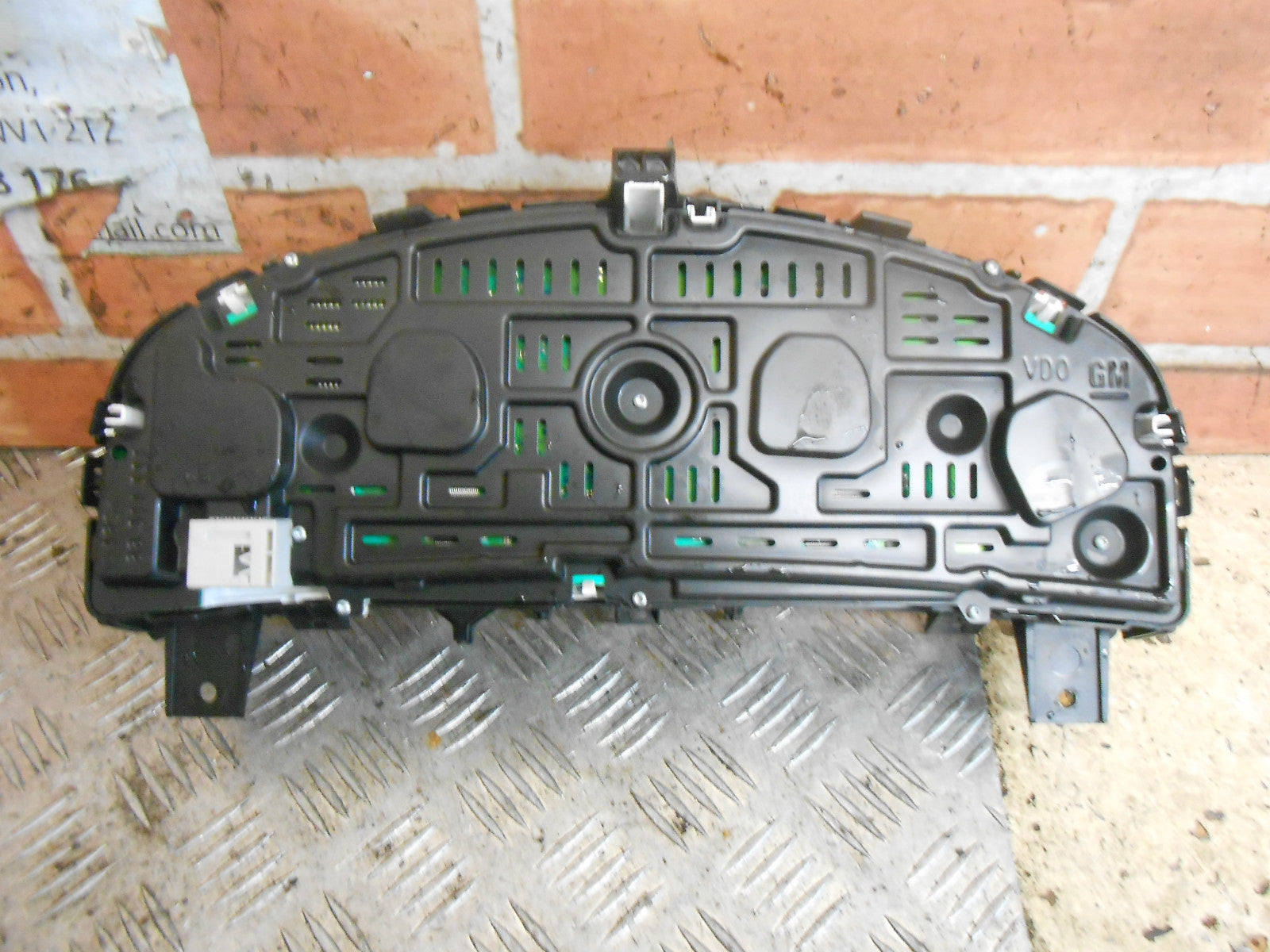 VAUXHALL SIGNUM 2004 2.2 DTI (Y22DTR) CLOCK SPEEDO INSTRUMENT CLUSTER 13140912SJ