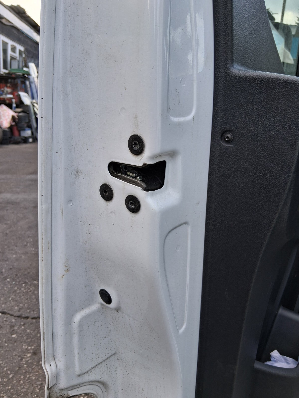 2024 NISSAN INTERSTAR MK2 NSF PASSENGER SIDE FRONT DOOR LOCK MECHANISM