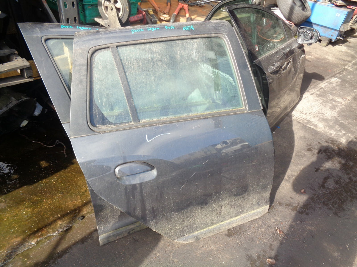 DACIA LOGAN MK2 MCV ESTATE OSR DRIVER SIDE REAR DOOR COMPLETE GREY