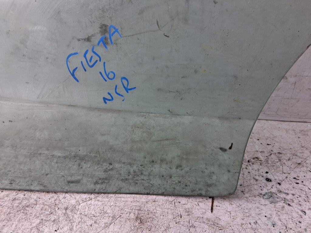 FORD FIESTA MK7 2016 NSR PASSENGER SIDE REAR LEFT WINDOW GLASS 43R000382