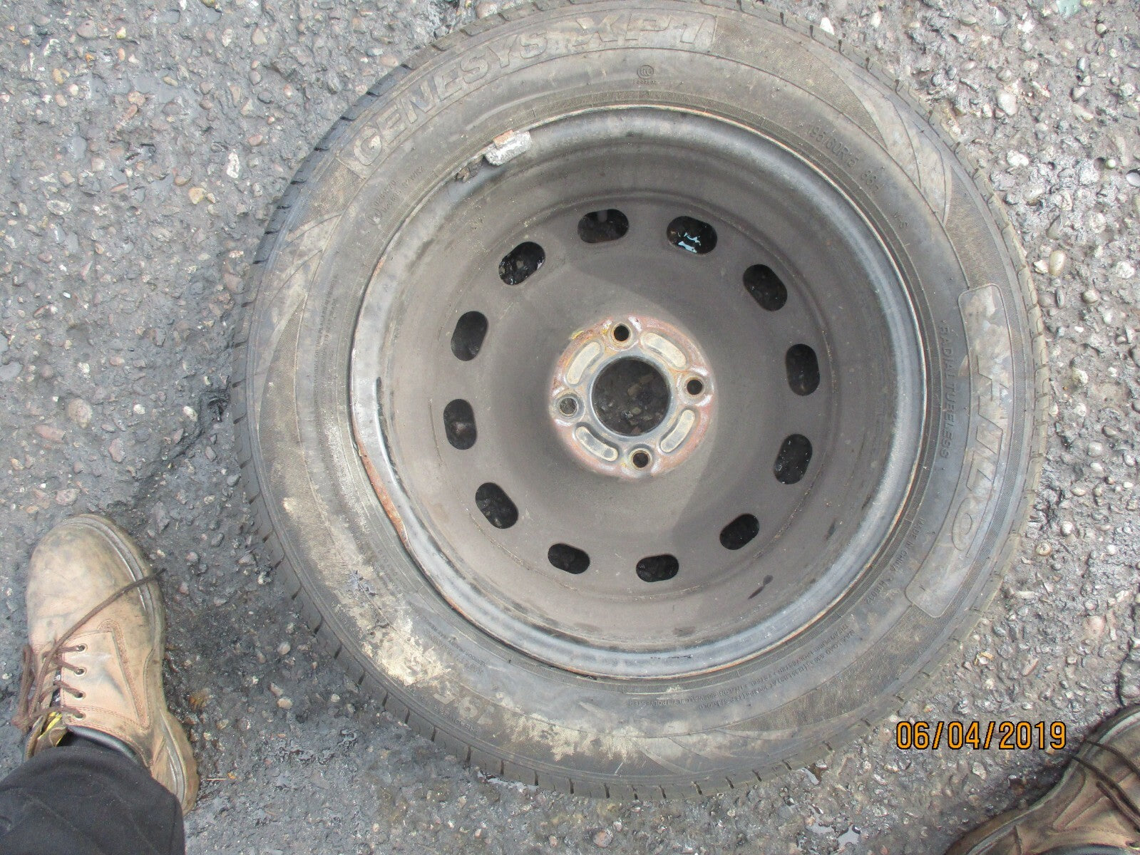 FORD TRANSIT STEEL WHEEL & TYRE HILO 4X108 195/60 R15