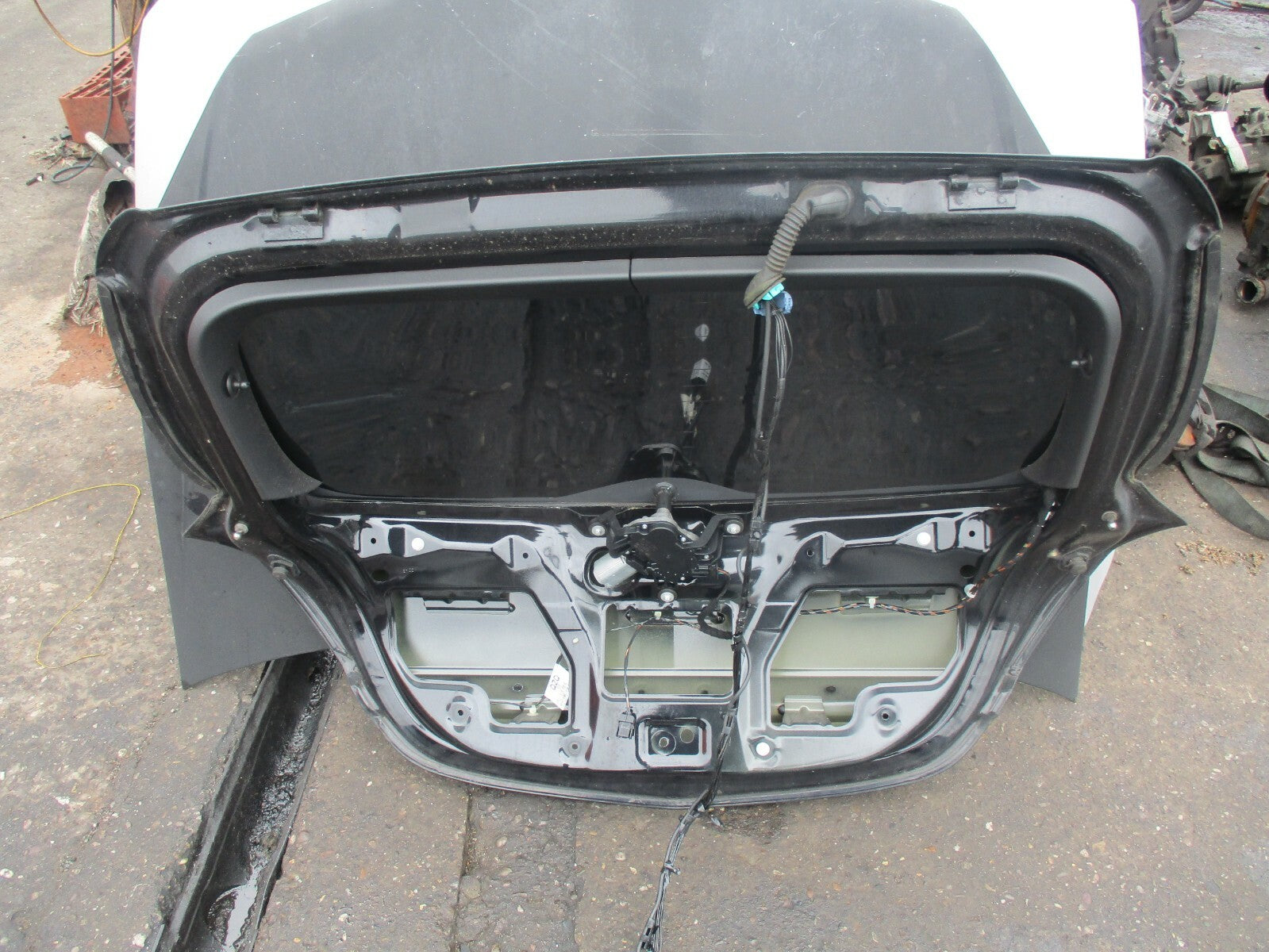 VAUXHALL ASTRA H 3 DOOR BARE BOOTLID TAILGATE MATTE BLACK