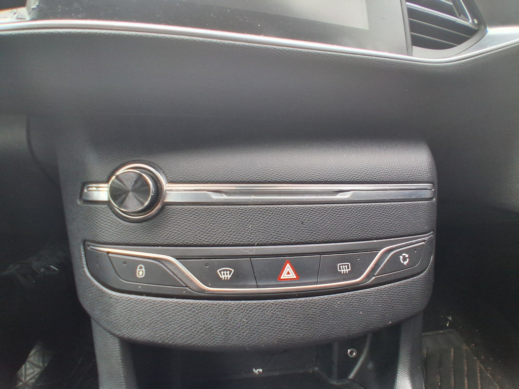 2014 PEUGEOT 308 MK2 AC CLIMATE CONTROL SWITCH PANEL