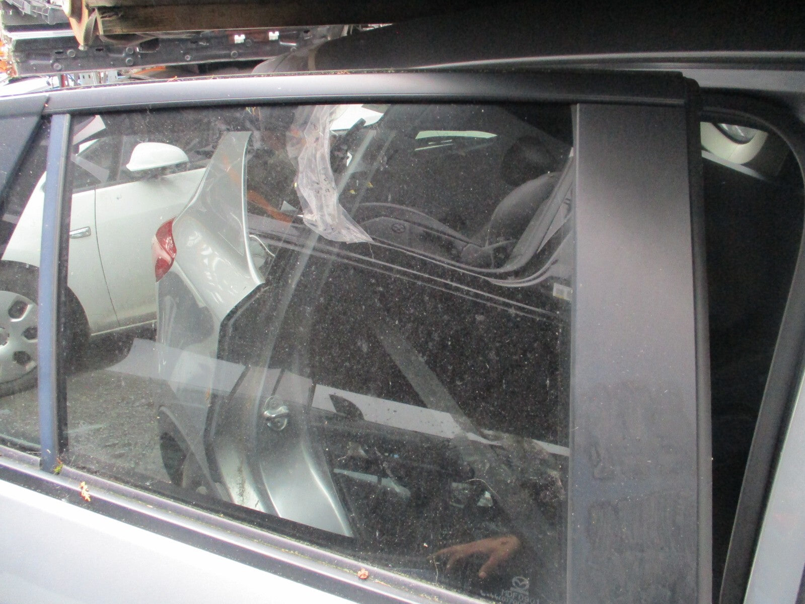 2013 MAZDA CX 5 MK1 OSR DRIVER SIDE REAR MAIN WINDOW GLASS