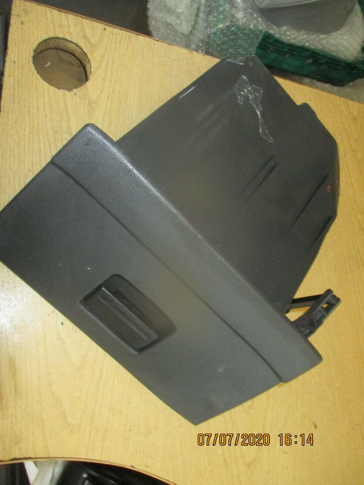 FORD MANDEO MK4 2011 GLOVE BOX IN GREY CS71 A06010