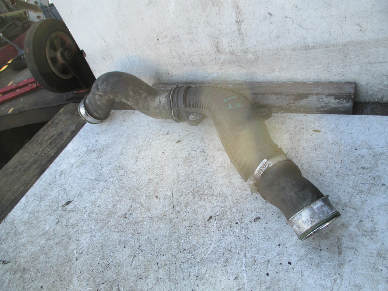 AUDI TT MK2 8J 2012 1.8 PETROL INTERCOOLER PIPE 1K0145840R