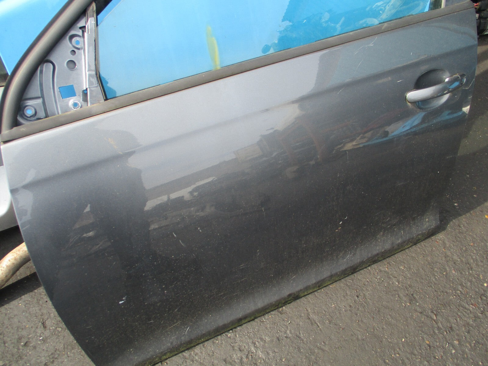VW VOLKSWAGEN GOLF MK6 2012 NSF PASSENGER SIDE FRONT COMPLETE DOOR GREY