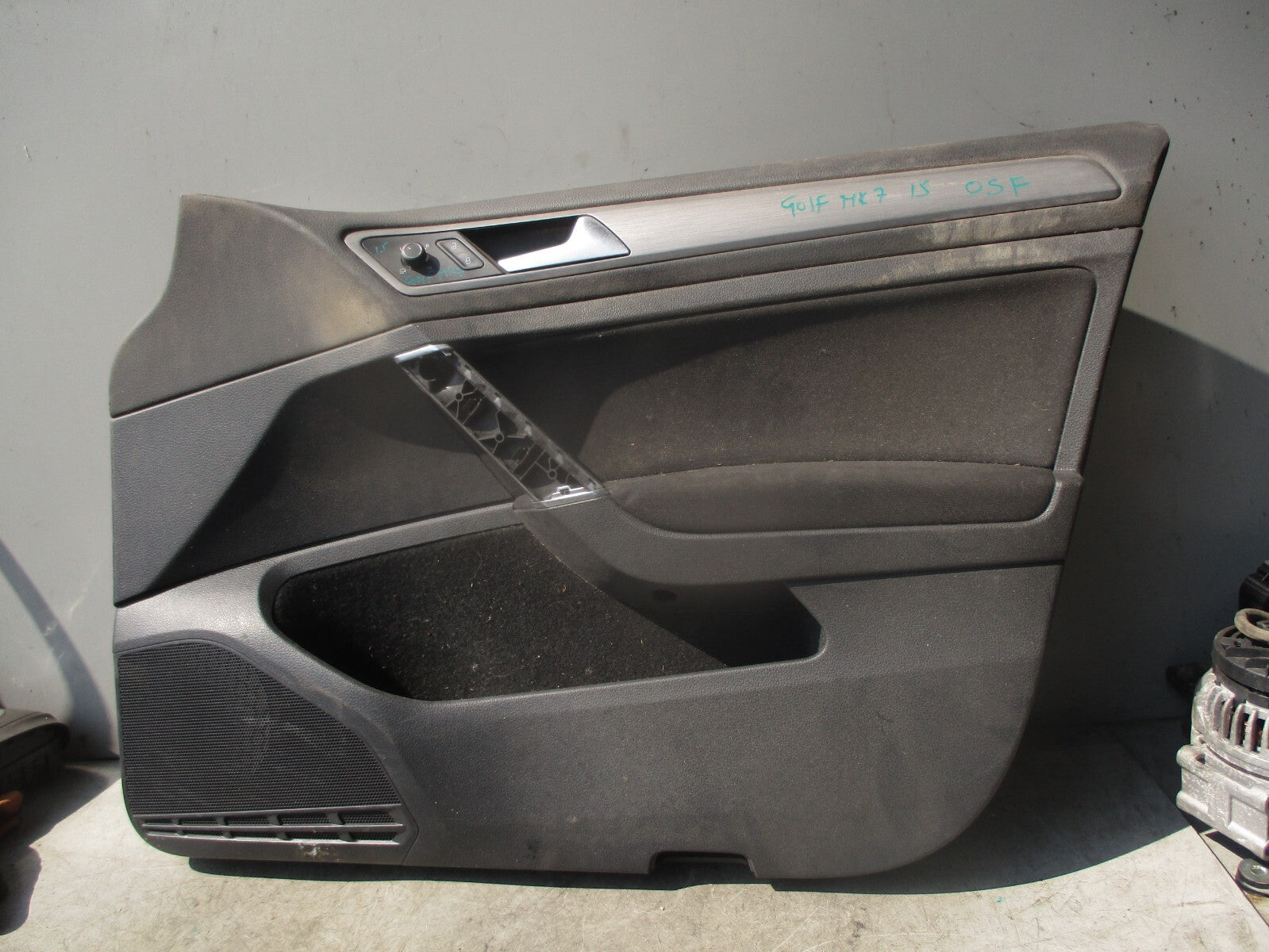 2015 VOLKSWAGEN GOLF MK7 OSF DRIVER SIDE FRONT RIGHT DOOR CARD PANEL 5G4868110B