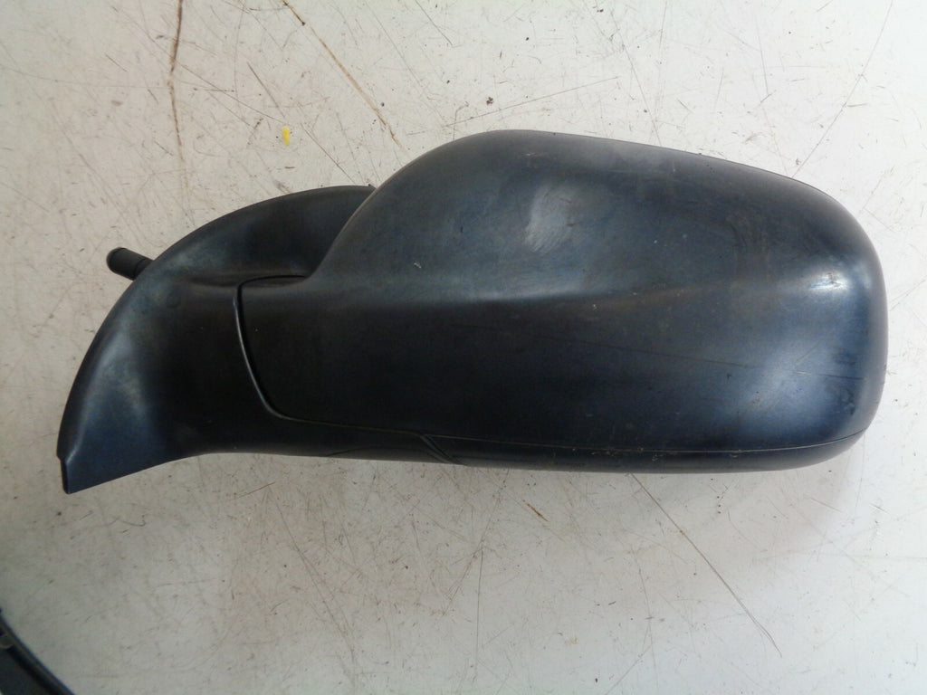 PEUGEOT 307 2006 1.4 PETROL NS PASSENGER SIDE MANUAL WING MIRROR BLACK