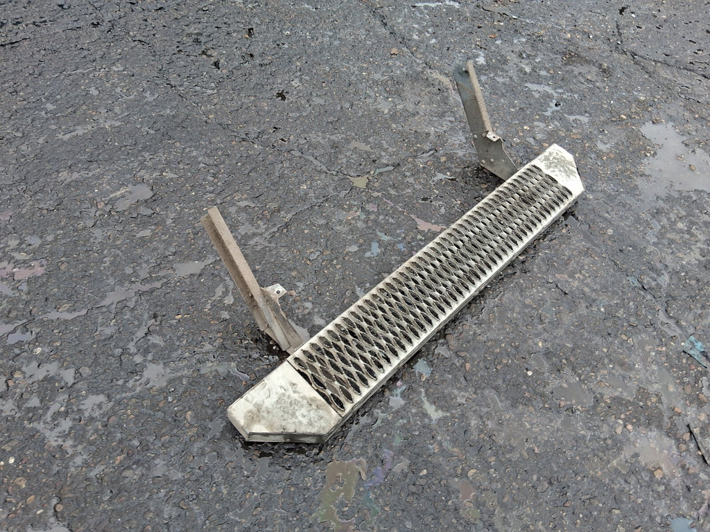 2023 RENAULT MASTER MK3 REAR METAL STEP