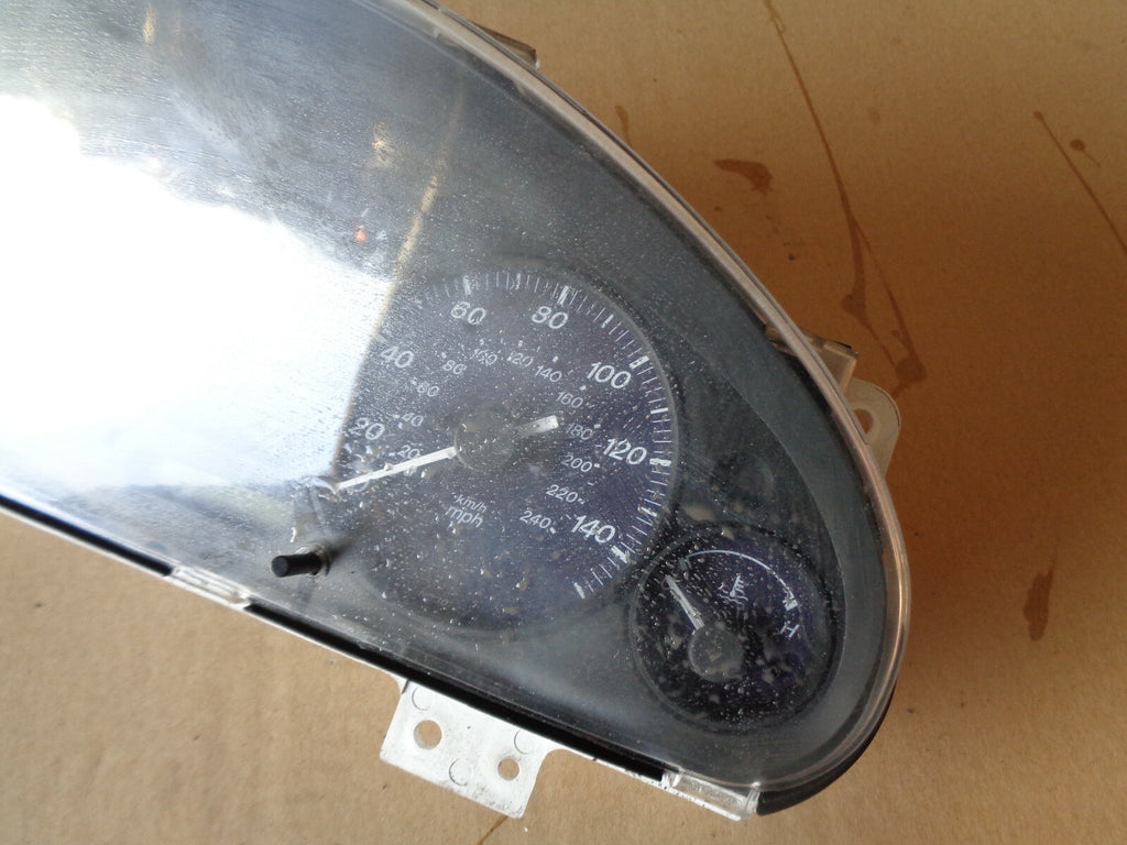 MAZDA MK5 MK2 NB 1998 - 2001 SPEEDO CLOCKS INSTRUMENT CLUSTER NC30 218-040 76921