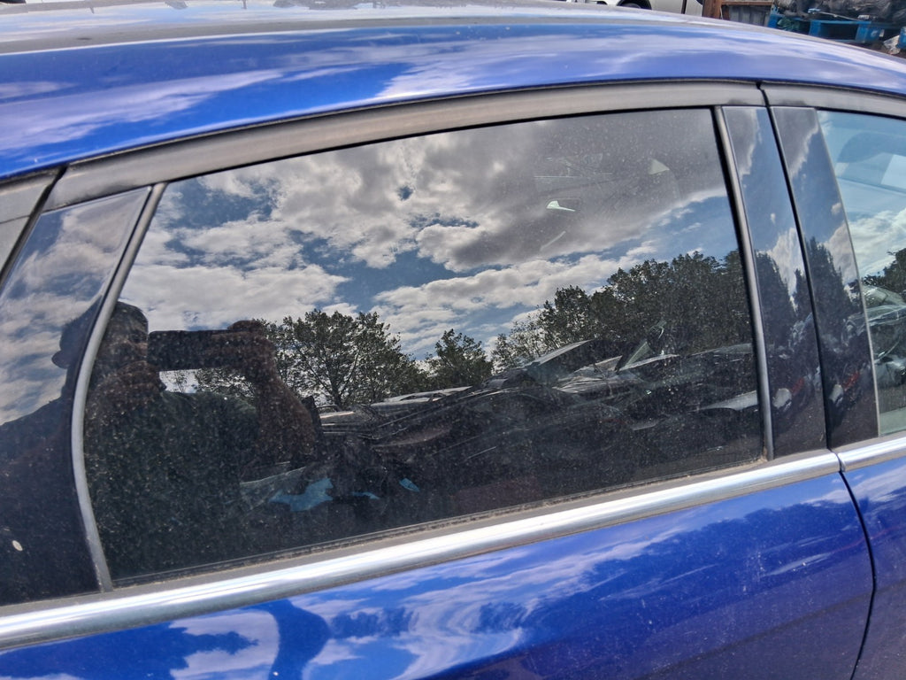 2015 FORD FOCUS MK3 OSR DRIVER SIDE REAR WINDOW GLASS