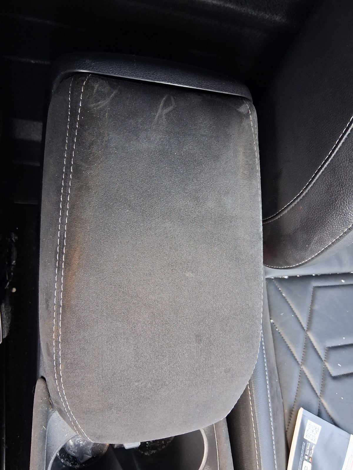 2024 NISSAN QASHQAI J12 MK3 CENTRE CONSOLE ARM REST COMPLETE