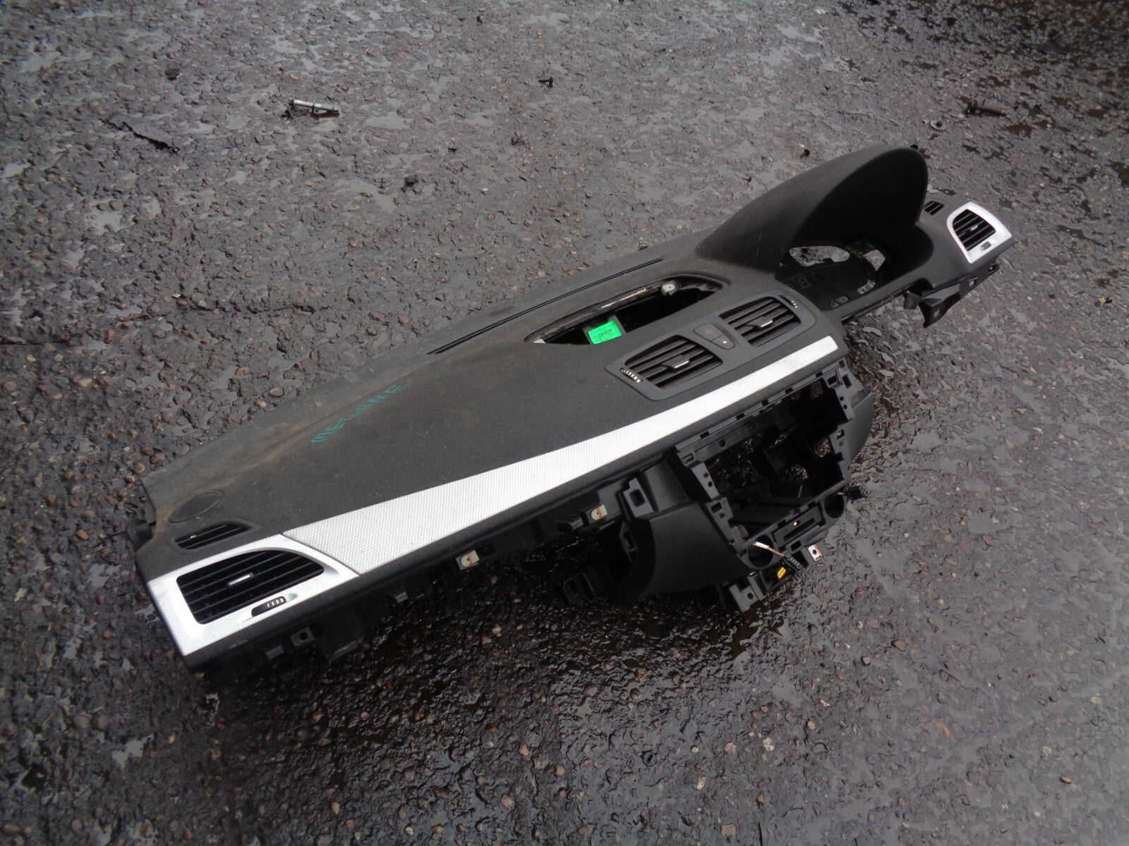 RENAULT MEGANE 2012 MK3 1.6 DCI DASHBOARD WITH AIRBAG 681000026R