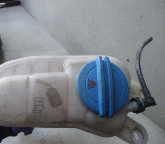 2010 AUDI A4 COOLANT EXPANSION TANK 8K0121403C