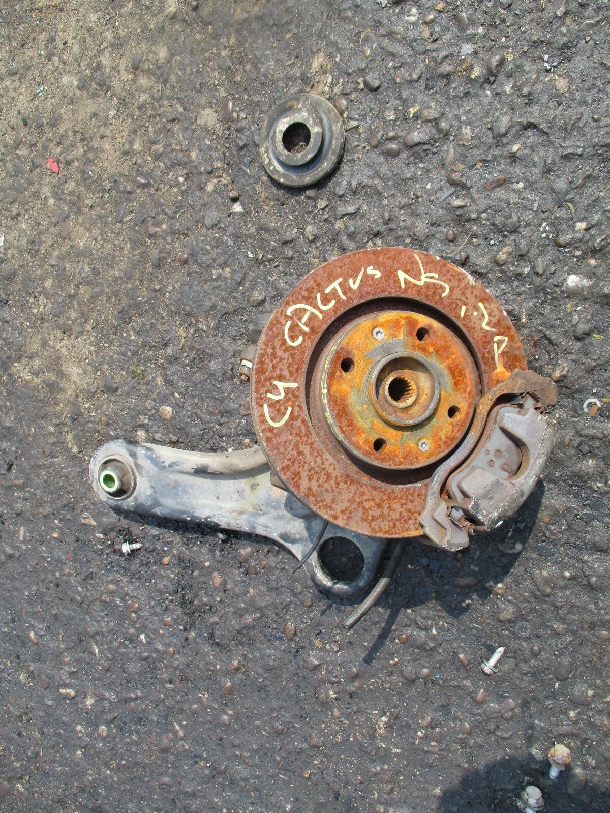 CITROEN C4 CACTUS 2018 1.2 PETROL MANUAL NS PASSENGER SIDE WHEEL BEARING HUB