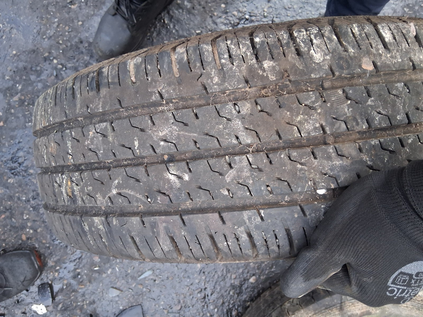2023 RENAULT MASTER MK3 16 INCH STEEL WHEEL WITH TYRE 215/70R15C
