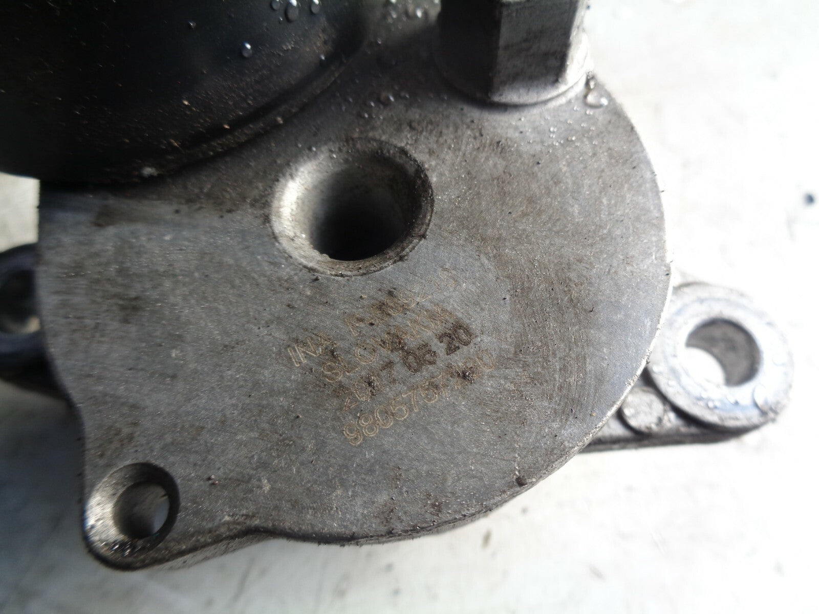 PEUGEOT BOXER MK3 2017 2.0 HDI DIESEL ENGINE  BELT TENSIONER 9805757280