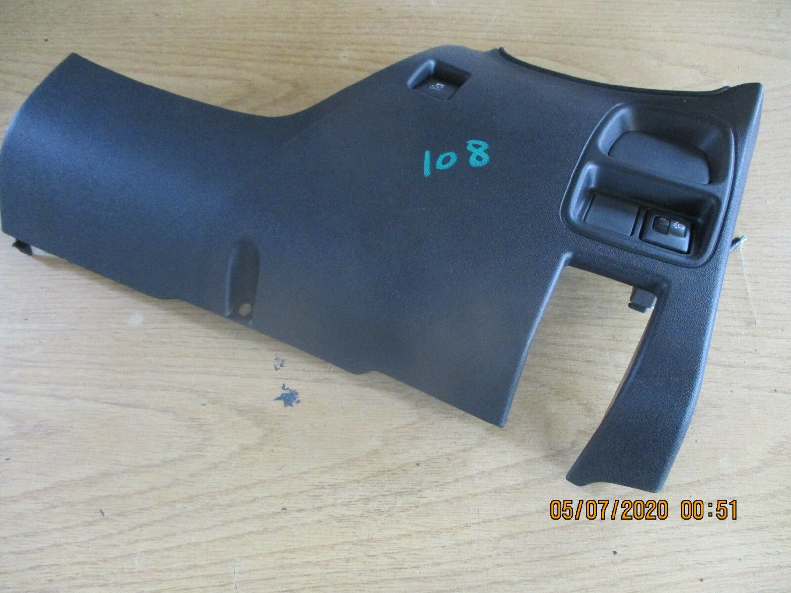 PEUGEOT 108 MK2 2014 DRIVERS RIGHT LOWER DASH BOARD FACIA PANEL 55432 0H020