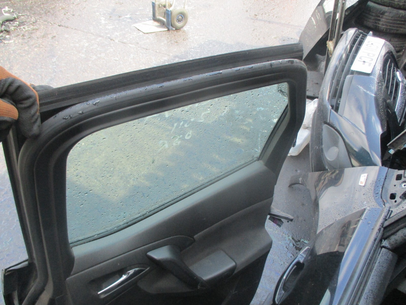 VAUXHALL MERIVA B 2011 OSR DRIVER SIDE REAR COMPLETE DOOR BLACK